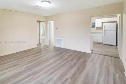 2768 NW 5th St, Pompano Beach, FL 33069 - Photo 5