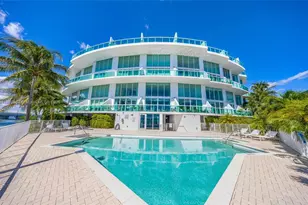2000 Bay Dr, Miami Beach, FL 33141 - Photo 1