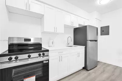 13210 Memorial Hwy #211, North Miami, FL 33161 - Photo 21