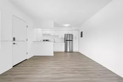 13210 Memorial Hwy #203, North Miami, FL 33161 - Photo 31