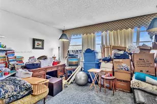 445 NE 195th St, Miami, FL 33179 - Photo 17