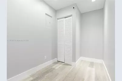 215 SW 17th St, Fort Lauderdale, FL 33315 - Photo 11