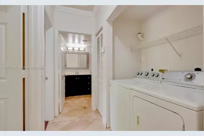 2424 Centergate Dr #204, Miramar, FL 33025 - Photo 29