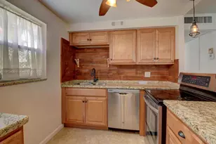 21 Saxony A, Delray Beach, FL 33446 - Photo 3