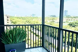 3375 N Country Club Dr, Aventura, FL 33180 - Photo 19