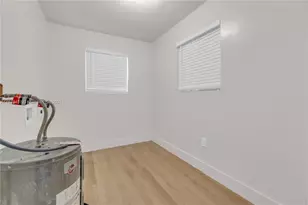 613 NE 159th St, Miami, FL 33162 - Photo 25