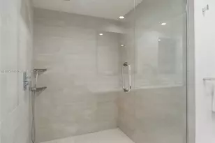 10281 W Bay Harbor Dr, Bay Harbor Islands, FL 33154 - Photo 23