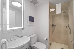 4401 Collins Ave, Miami Beach, FL 33140 - Photo 35