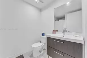 690 SW 1st Ct, Miami, FL 33130 - Photo 9