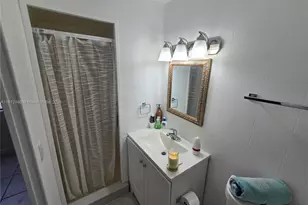 1328 S 33rd St, Hollywood, FL 33021 - Photo 21