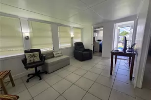1328 S 33rd St, Hollywood, FL 33021 - Photo 5