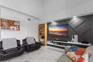 949 SW 113th Terrace, Pembroke Pines, FL 33025 - Photo 3