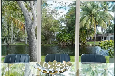 11377 W Biscayne Canal Rd, Miami, FL 33161 - Photo 25