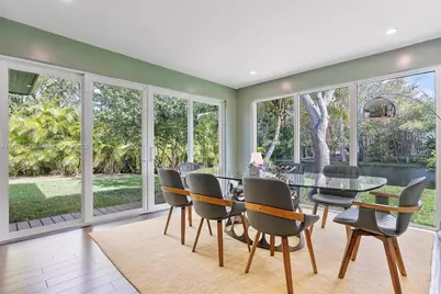 11377 W Biscayne Canal Rd, Miami, FL 33161 - Photo 23