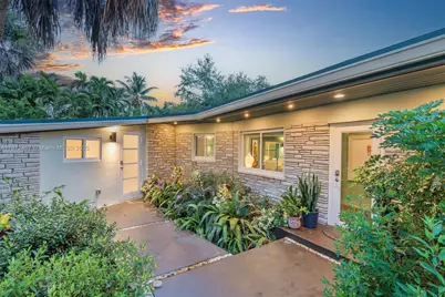 11377 W Biscayne Canal Rd, Miami, FL 33161 - Photo 83