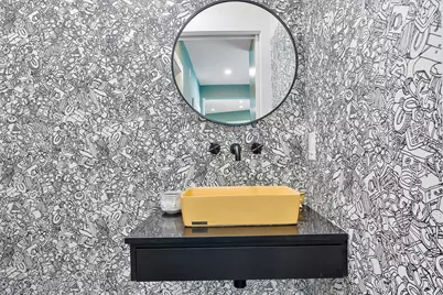 11377 W Biscayne Canal Rd, Miami, FL 33161 - Photo 29