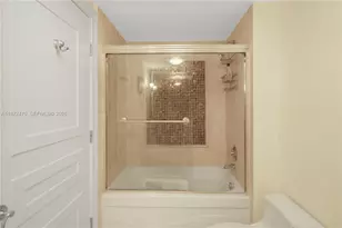 3201 NE 183rd St, Aventura, FL 33160 - Photo 23