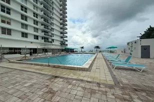 3725 S Ocean Dr, Hollywood, FL 33019 - Photo 23