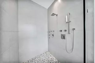 16740 N Botaniko Dr N, Weston, FL 33326 - Photo 51