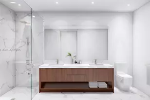 9901 W Bay Harbor Dr, Bay Harbor Islands, FL 33154 - Photo 9