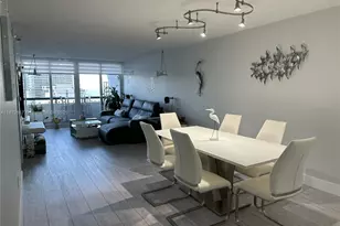 3200 Collins Ave, Miami Beach, FL 33140 - Photo 7