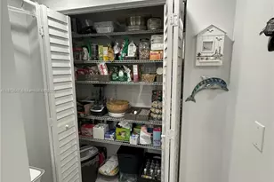 3200 Collins Ave, Miami Beach, FL 33140 - Photo 13