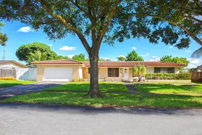 5561 SW 2nd Ct, Plantation, FL 33317 - Photo 5