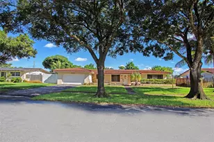 5561 SW 2nd Ct, Plantation, FL 33317 - Photo 37