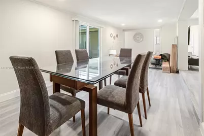 5561 SW 2nd Ct, Plantation, FL 33317 - Photo 15