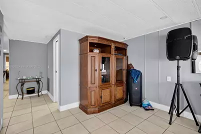 21831 S Heritage Cir, Pembroke Pines, FL 33029 - Photo 7