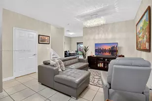 348 NE 37th Terrace, Homestead, FL 33033 - Photo 7