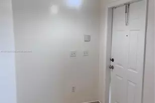 2320 SE 23rd Rd, Homestead, FL 33035 - Photo 3