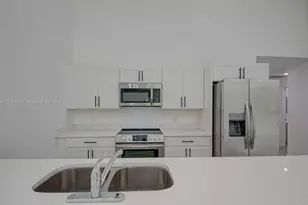 849/851 Bedford Dr, Lehigh Acres, FL 33974 - Photo 9