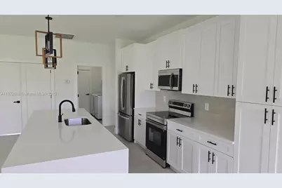 208 Pembroke, Lehigh Acres, FL 33974 - Photo 11