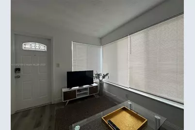 116 SE 9th Ct, Hallandale Beach, FL 33009 - Photo 23