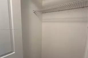 116 SE 9th Ct, Hallandale Beach, FL 33009 - Photo 37