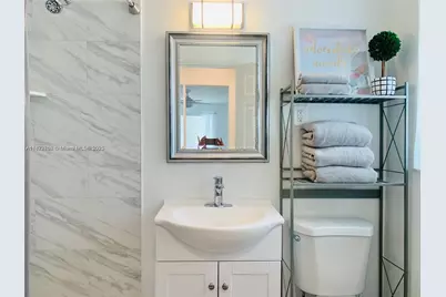 116 SE 9th Ct, Hallandale Beach, FL 33009 - Photo 5