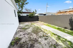 1557-55 NW 66th St, Miami, FL 33147 - Photo 19