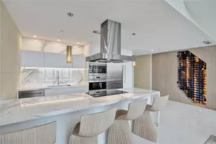 1100 Biscayne Blvd, Miami, FL 33132 - Photo 9