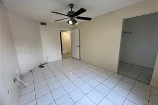 469 NE 207th Ln, Miami, FL 33179 - Photo 19