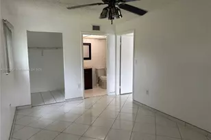 469 NE 207th Ln, Miami, FL 33179 - Photo 15