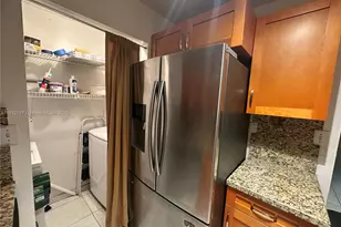 469 NE 207th Ln, Miami, FL 33179 - Photo 7