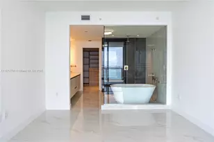 700 NE 24th St, Miami, FL 33137 - Photo 21