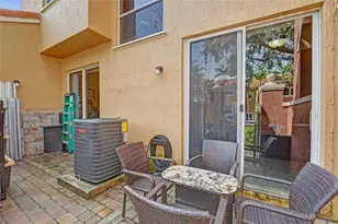 603 SW 107th Ave, Pembroke Pines, FL 33025 - Photo 13