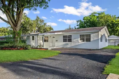 6825 SW 12th St, Pembroke Pines, FL 33023 - Photo 3