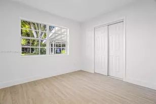 6825 SW 12th St, Pembroke Pines, FL 33023 - Photo 21