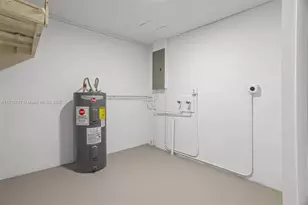 6825 SW 12th St, Pembroke Pines, FL 33023 - Photo 15