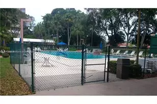 1000 St Charles Pl, Pembroke Pines, FL 33026 - Photo 3