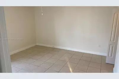 7075 NW 186th St #C110, Hialeah, FL 33015 - Photo 13