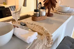 7075 NW 186th St, Hialeah, FL 33015 - Photo 7